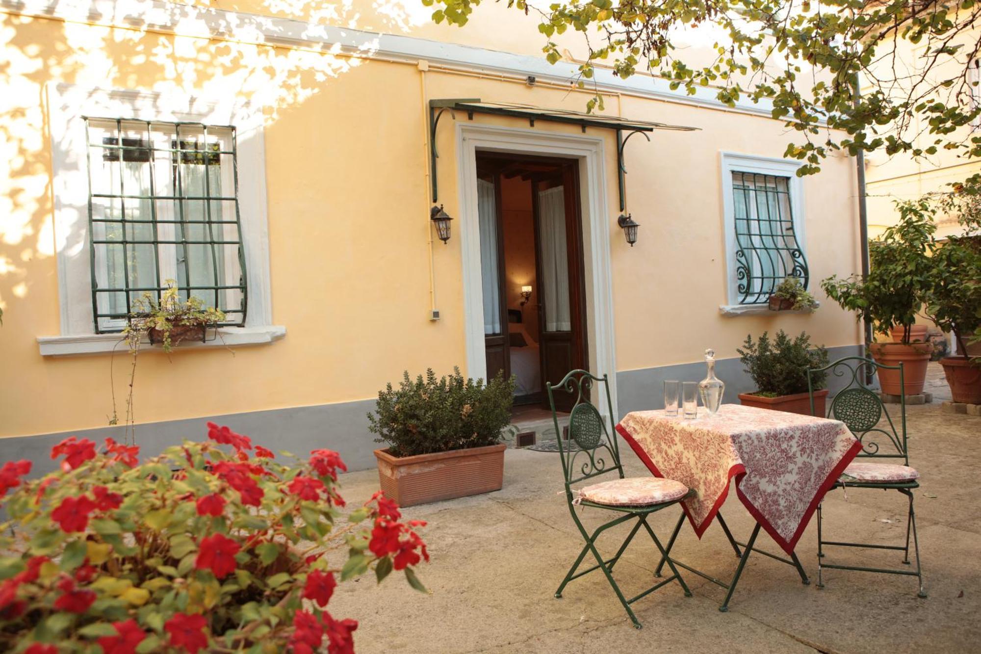 Villa La Dogana B&B 卢卡 外观 照片